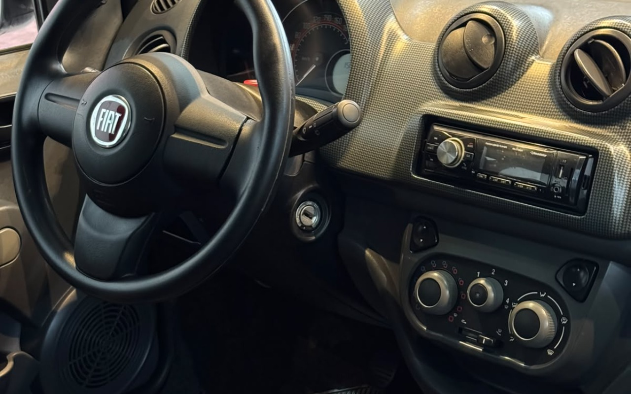 imagem-https://www.socarrao.com.br/sc-vehicle-images-prod/4198328/1790713476874-V2hhdHNBcHAgSW1hZ2UgMjAyNi0wOS0yOSBhdCAxNS41NS4zNyAoNCkuanBlZw.jpeg