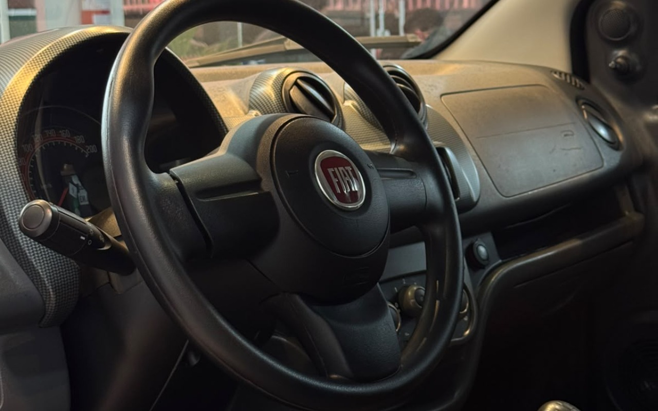 imagem-https://www.socarrao.com.br/sc-vehicle-images-prod/4198328/1790713476962-V2hhdHNBcHAgSW1hZ2UgMjAyNi0wOS0yOSBhdCAxNS41NS4zOCAoMSkuanBlZw.jpeg