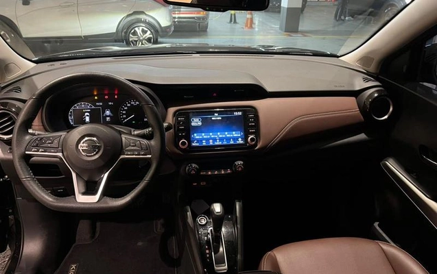 imagem-https://www.socarrao.com.br/sc-vehicle-images-prod/4198368/1790713030464-8490971_11_B_e582cefe23.jpeg