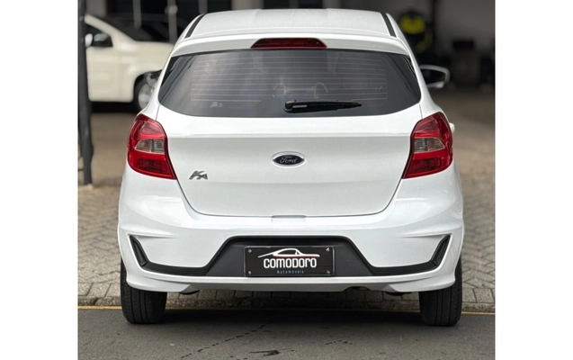 imagem-https://www.socarrao.com.br/sc-vehicle-images-prod/4198374/1790713039536-9_051632.jpg