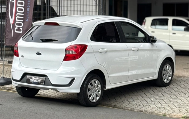 imagem-https://www.socarrao.com.br/sc-vehicle-images-prod/4198374/1790713039537-21_051632.jpg
