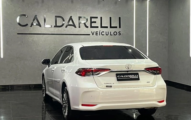 imagem-https://www.socarrao.com.br/sc-vehicle-images-prod/4198640/1791219758398-8526958_5_B_6dacf478a8.jpeg