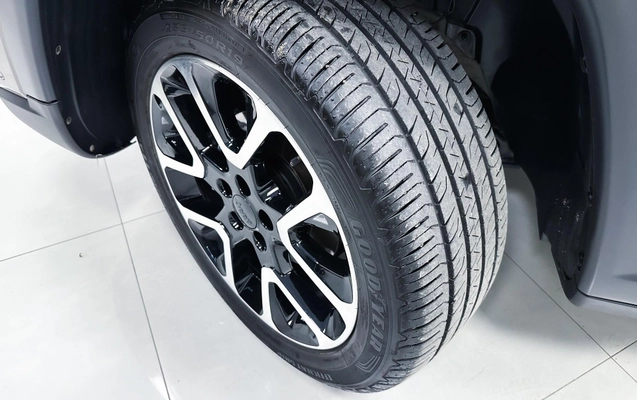 imagem-https://www.socarrao.com.br/sc-vehicle-images-prod/4198799/1790791189609-ea66ed6269af4bc7a6fde893cf9c388c_1790791159829.jpg