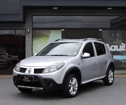 Renault Sandero 2011 Prata — foto 1 de 3