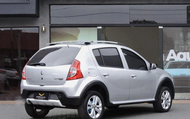 imagem-https://www.socarrao.com.br/sc-vehicle-images-prod/4198919/1790714146860-8514731_0_B_d99f4d44c1.jpeg