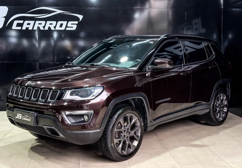 Jeep Compass 2021 Marrom — foto 1 de 3