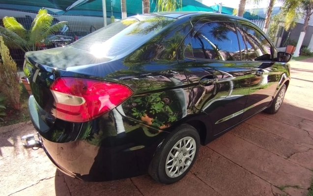 imagem-https://www.socarrao.com.br/sc-vehicle-images-prod/4198989/1790714363020-q9yGENRmfYpE8Hmf6YZde7q3QZ2zNahY.jpg