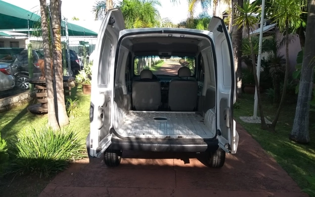 imagem-https://www.socarrao.com.br/sc-vehicle-images-prod/4198992/1790714368265-Cjn5gGmfVPom1IdES0HAmdXeD3syS41T.jpg