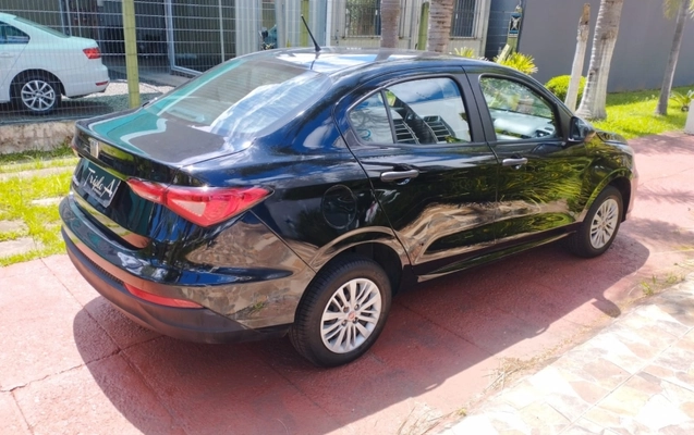 imagem-https://www.socarrao.com.br/sc-vehicle-images-prod/4198993/1790714373871-Y6Ie2sa4D5RikmIdMUFN1tqNfonsv5qa.jpg