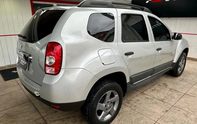 imagem-https://www.socarrao.com.br/sc-vehicle-images-prod/4199319/1790715187615-7392207_4_B_4d76193d76.jpeg