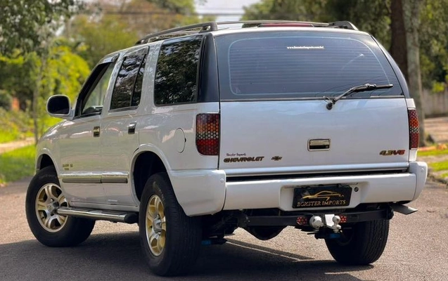 imagem-https://www.socarrao.com.br/sc-vehicle-images-prod/4199445/1790715520106-8439107_2_B_d1d91e6400.jpeg