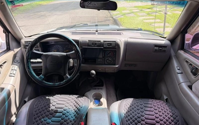 imagem-https://www.socarrao.com.br/sc-vehicle-images-prod/4199445/1790715520107-8439107_8_B_24b0ad2467.jpeg