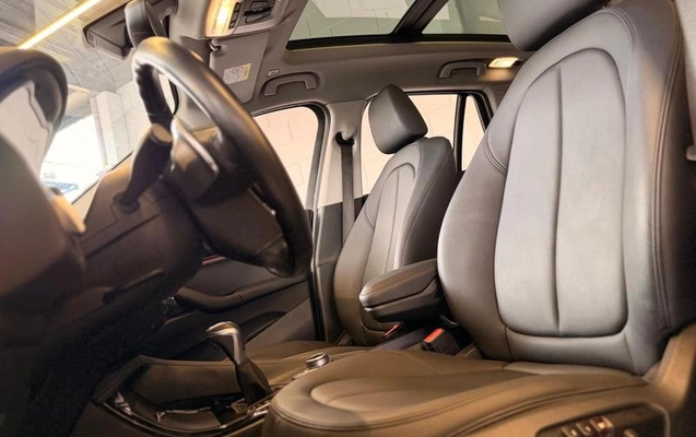imagem-https://www.socarrao.com.br/sc-vehicle-images-prod/4199535/1790715696165-8526642_15_B_6f1ba01536.jpeg