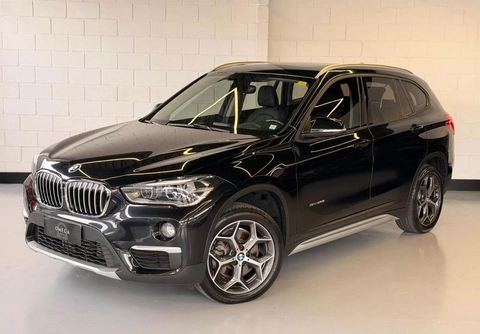 Bmw X1 2018 Preto — foto 1 de 3