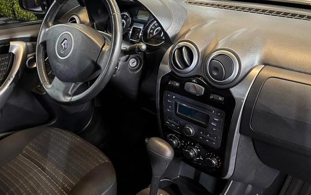 imagem-https://www.socarrao.com.br/sc-vehicle-images-prod/4199553/1790715866543-9_060357.jpg