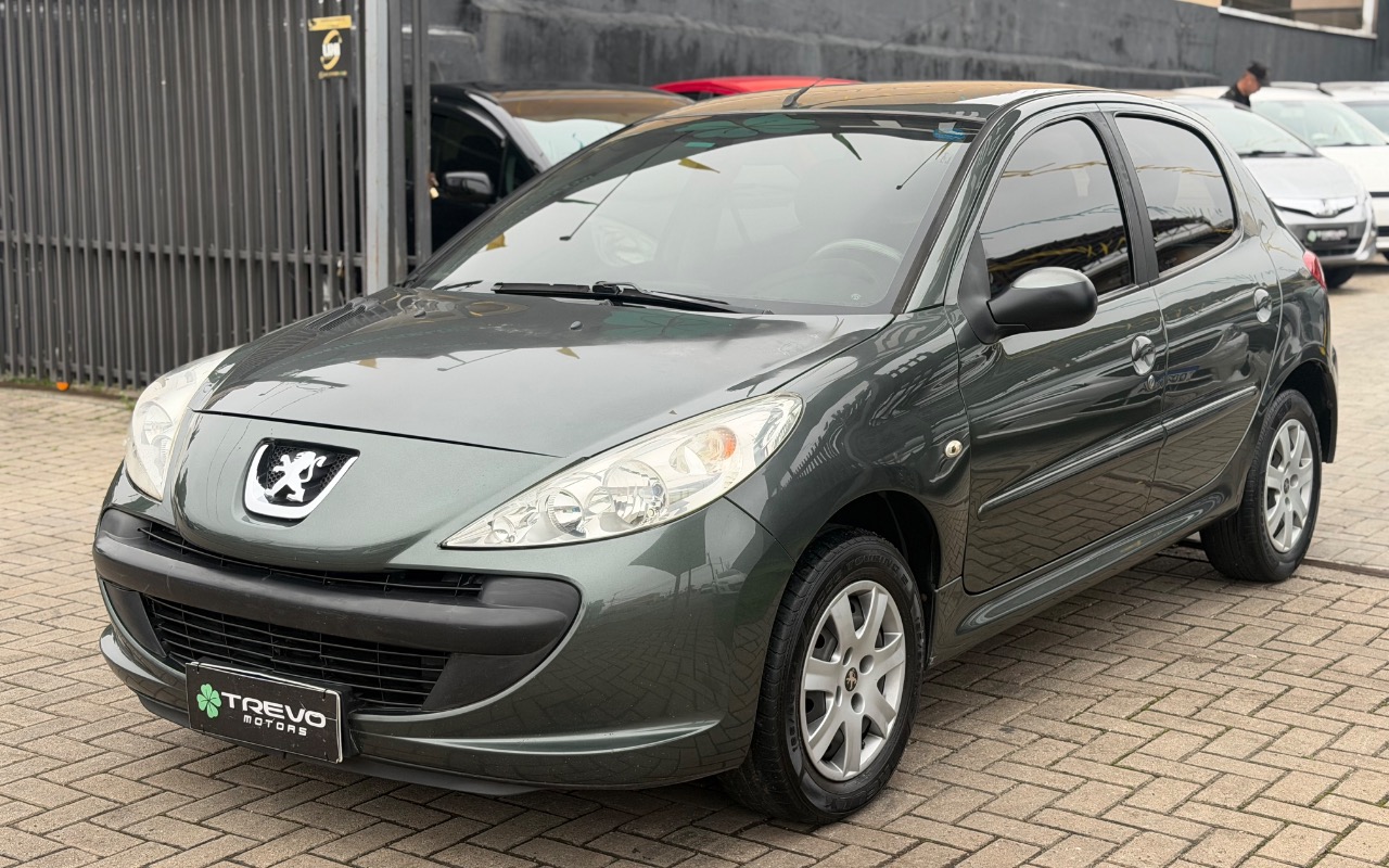 Peugeot 207 2010 Cinza — foto 1 de 3