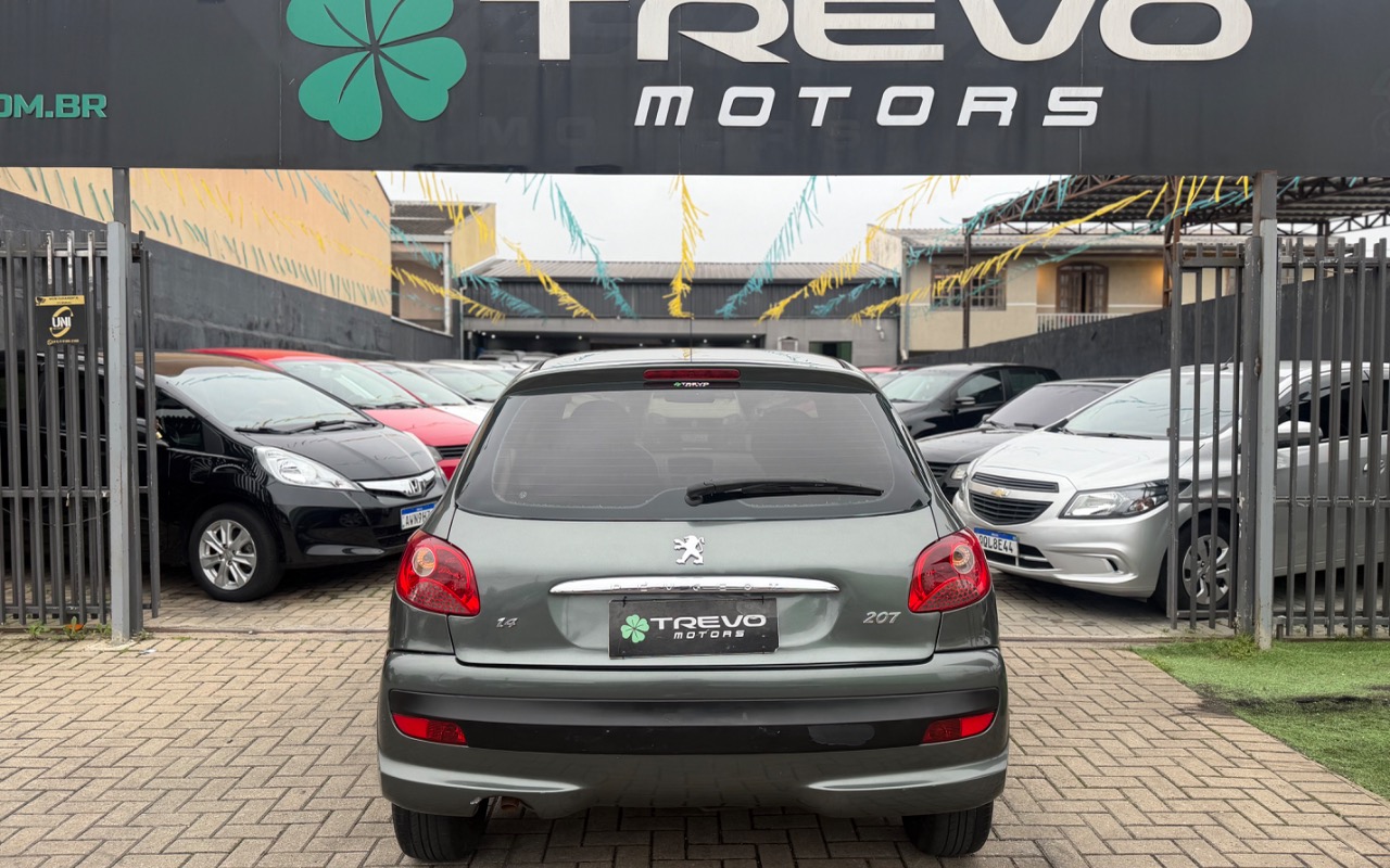 imagem-https://www.socarrao.com.br/sc-vehicle-images-prod/4199643/1790969743164-SU1HXzE5NTkuanBlZw.jpeg