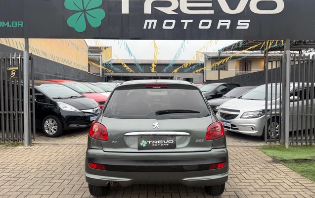 imagem-https://www.socarrao.com.br/sc-vehicle-images-prod/4199643/1790969743164-SU1HXzE5NTkuanBlZw.jpeg