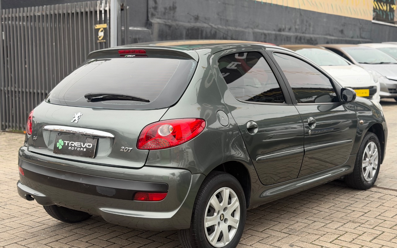 imagem-https://www.socarrao.com.br/sc-vehicle-images-prod/4199643/1790969743247-SU1HXzE5NTcuanBlZw.jpeg