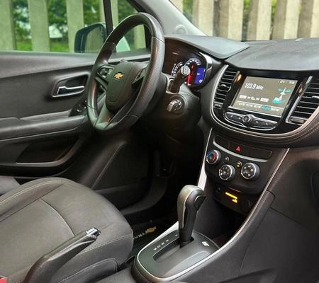 imagem-https://www.socarrao.com.br/sc-vehicle-images-prod/4199769/1790716463340-8517290_7_B_a13b7f2f61.jpeg