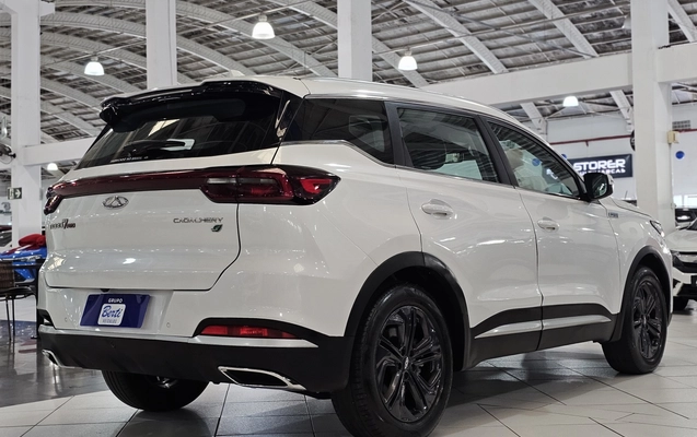imagem-https://www.socarrao.com.br/sc-vehicle-images-prod/4199801/1790716498521-1_034359.jpg