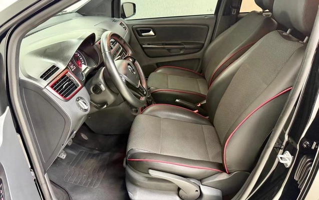 imagem-https://www.socarrao.com.br/sc-vehicle-images-prod/4199891/1790718465822-8527283_15_B_3e13a15137.jpeg