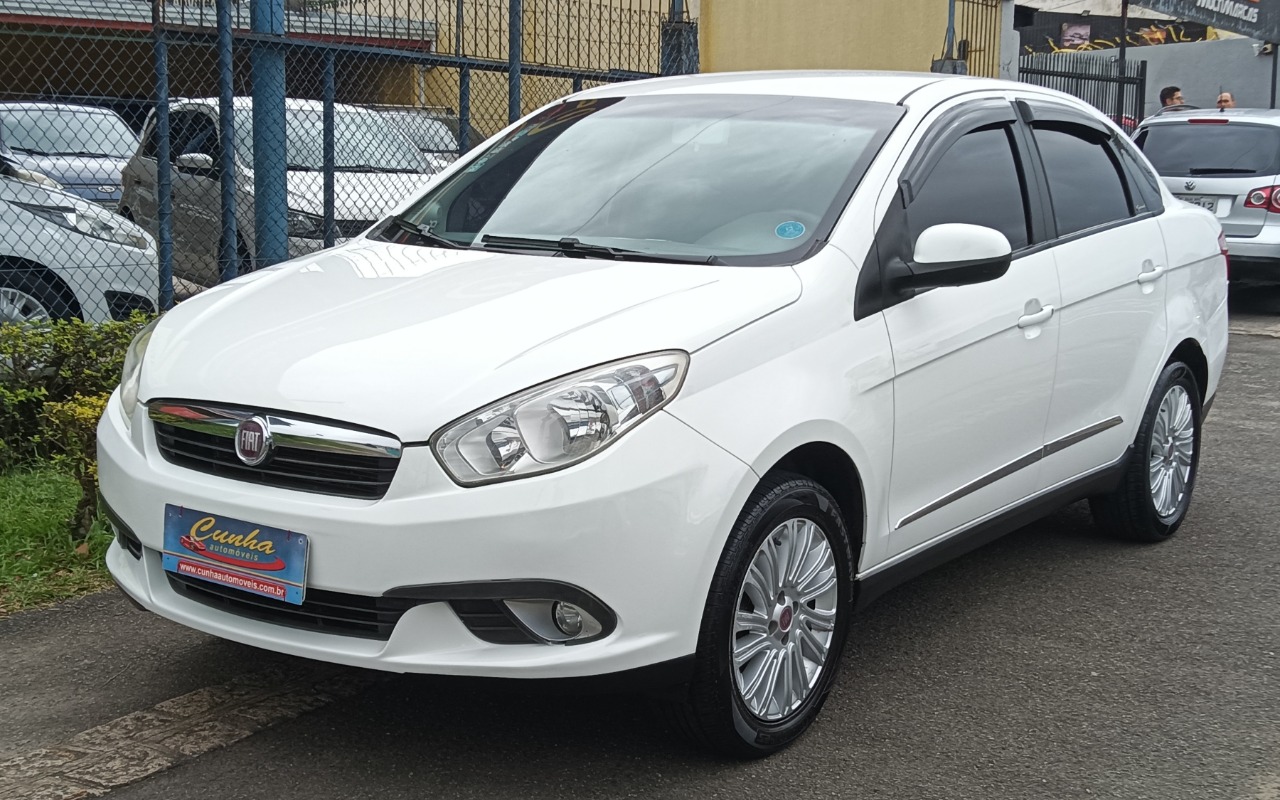 Fiat Grand Siena ESSENCE 1.6 Flex 16V 2013 Branco — foto 1 de 3