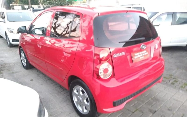 imagem-https://www.socarrao.com.br/sc-vehicle-images-prod/4199898/1790716895272-8527279_4_B_23ca04b77c.jpeg