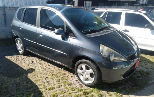 imagem-https://www.socarrao.com.br/sc-vehicle-images-prod/4200166/1790717637817-8527320_0_B_6365e94711.jpeg