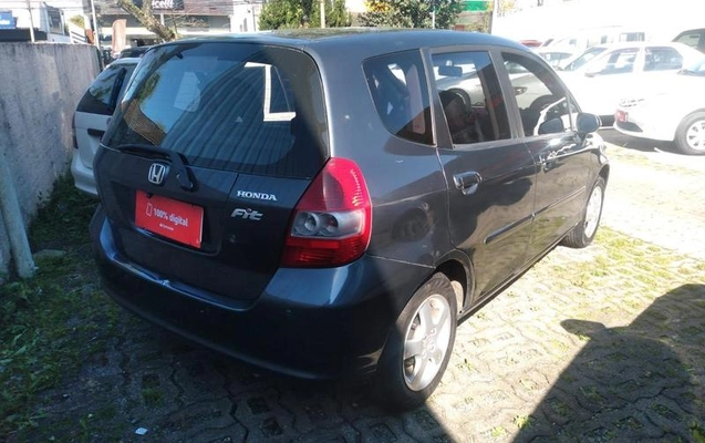 imagem-https://www.socarrao.com.br/sc-vehicle-images-prod/4200166/1790717637822-8527320_3_B_0158b1a22f.jpeg