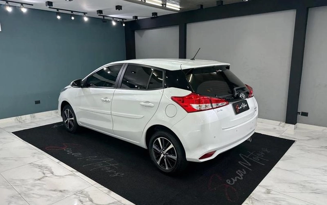 imagem-https://www.socarrao.com.br/sc-vehicle-images-prod/4200188/1791210388621-8523809_5_B_2a255d417c.jpeg