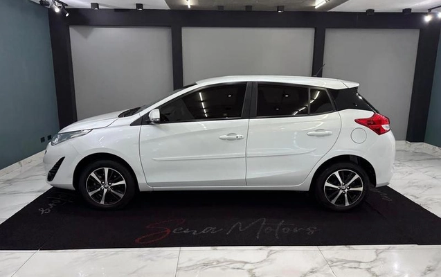 imagem-https://www.socarrao.com.br/sc-vehicle-images-prod/4200188/1791210388621-8523809_6_B_e9e48f04eb.jpeg