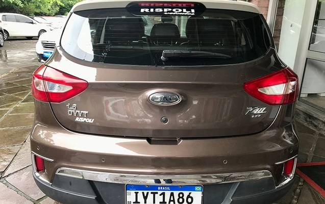 imagem-https://www.socarrao.com.br/sc-vehicle-images-prod/4200721/1792100737098-pVNixP0QZkBEU8NnDsgLKOCgpzig4Op7.jpg