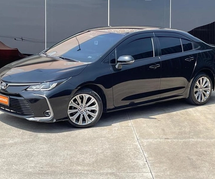 Toyota Corolla 2022 Preto — foto 1 de 3