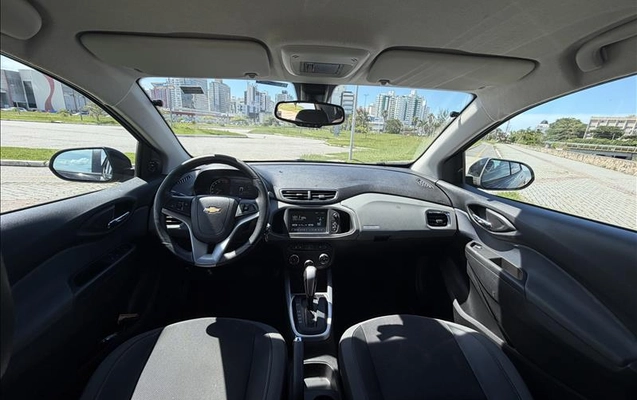 imagem-https://www.socarrao.com.br/sc-vehicle-images-prod/4201416/1790721899324-EPU-1H00_06.jpg