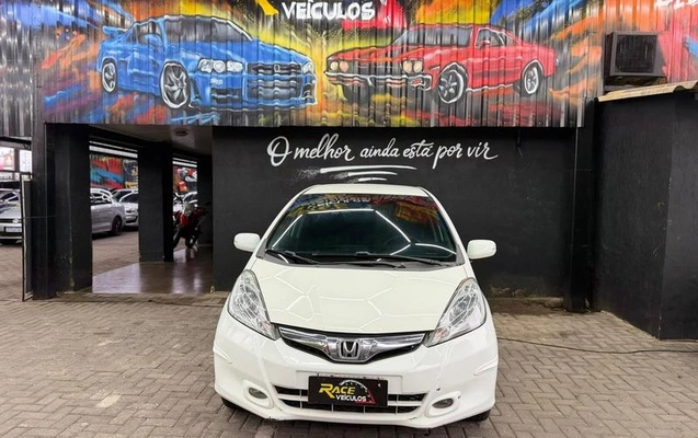 imagem-https://www.socarrao.com.br/sc-vehicle-images-prod/4201893/1790865322423-8507296_1_B_b8ad2a440b.jpeg
