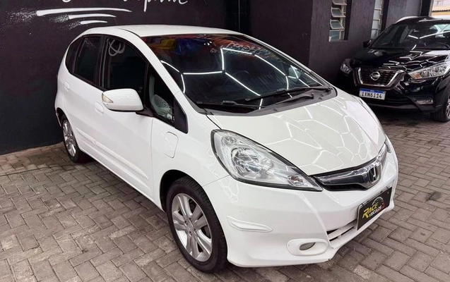 imagem-https://www.socarrao.com.br/sc-vehicle-images-prod/4201893/1790865322425-8507296_0_B_1884a05b9c.jpeg