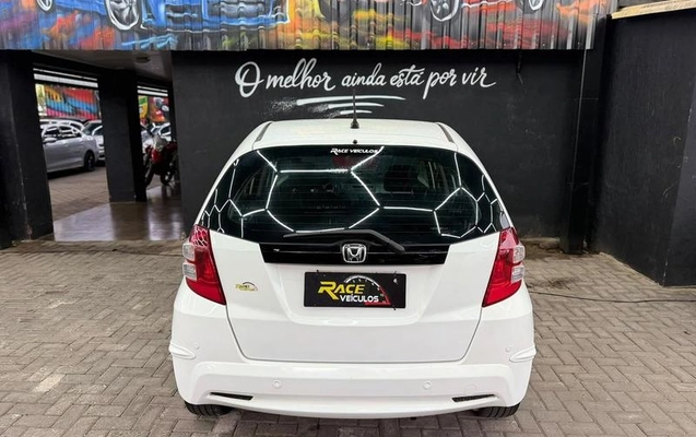 imagem-https://www.socarrao.com.br/sc-vehicle-images-prod/4201893/1790865322435-8507296_5_B_c20ec69e85.jpeg