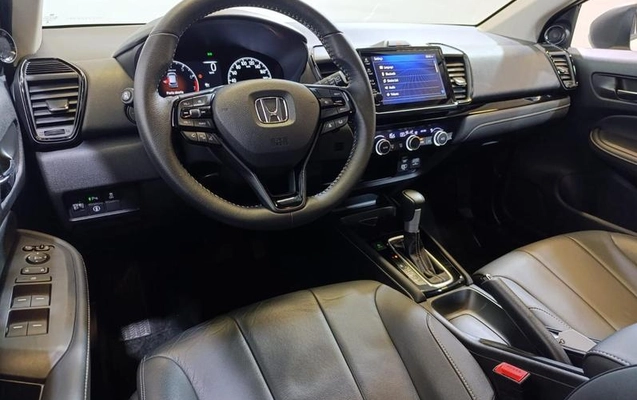 imagem-https://www.socarrao.com.br/sc-vehicle-images-prod/4202324/1790889621056-8527440_13_B_bd8a36c4cb.jpeg