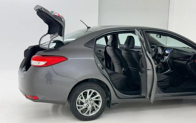 imagem-https://www.socarrao.com.br/sc-vehicle-images-prod/4202470/1790725530897-8482145_11_B_f8240abe2c.jpeg