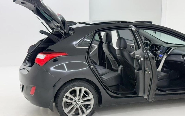 imagem-https://www.socarrao.com.br/sc-vehicle-images-prod/4202578/1790865457381-8522883_8_B_71501dda3d.jpeg