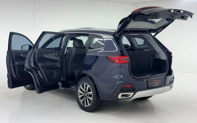 imagem-https://www.socarrao.com.br/sc-vehicle-images-prod/4203011/1790960849686-8522882_8_B_9c9292f93b.jpeg