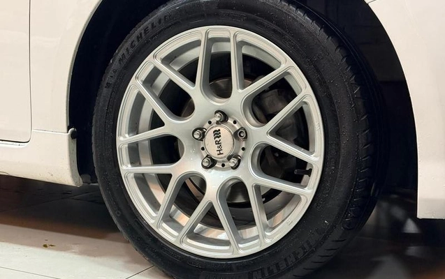imagem-https://www.socarrao.com.br/sc-vehicle-images-prod/4203377/1791032662793-8516008_19_B_4959f76a3f.jpeg
