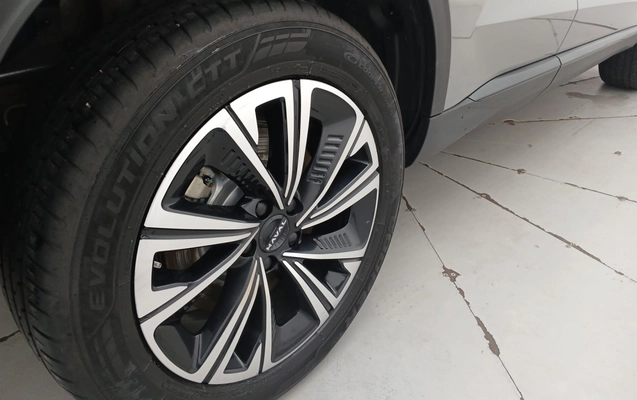 imagem-https://www.socarrao.com.br/sc-vehicle-images-prod/4208117/1790744065871-3_034543.jpg
