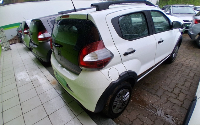 imagem-https://www.socarrao.com.br/sc-vehicle-images-prod/4209786/1790745759637-1_013556.jpg
