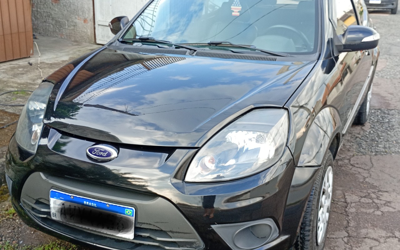 imagem-https://www.socarrao.com.br/sc-vehicle-images-prod/4210210/1791018761673-SU1HXzIwMjYwODI5XzE2MDIxOTk0NF9NRk5SfjIuanBn.jpg