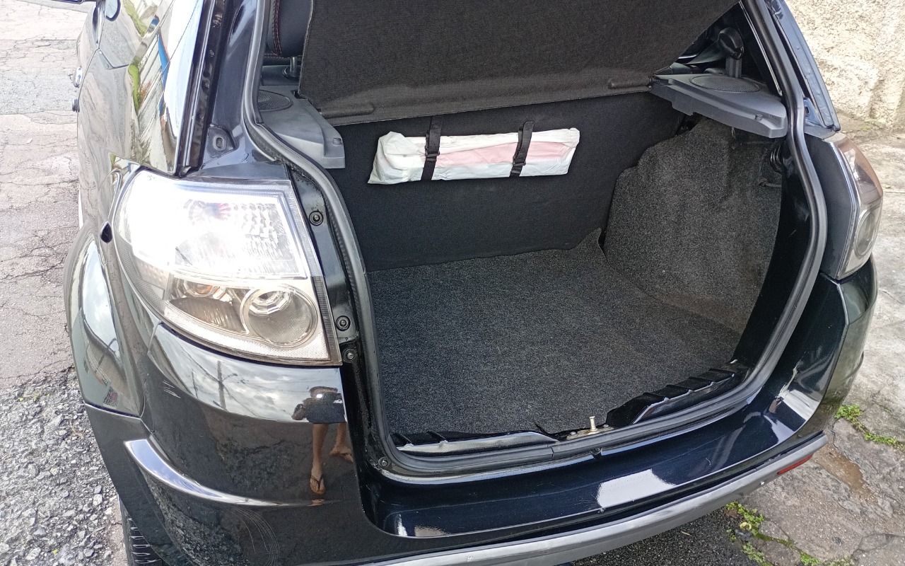 imagem-https://www.socarrao.com.br/sc-vehicle-images-prod/4210210/1791018764015-SU1HXzIwMjYwODI5XzE2MDAzNTc2M19NRk5SLmpwZw.jpg
