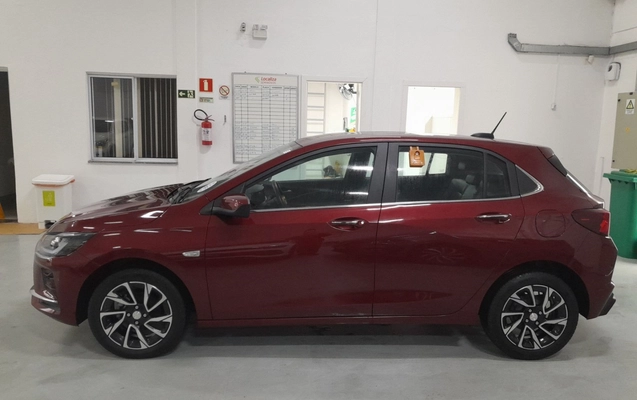 imagem-https://www.socarrao.com.br/sc-vehicle-images-prod/4210379/1790747150607-2_031858.jpg