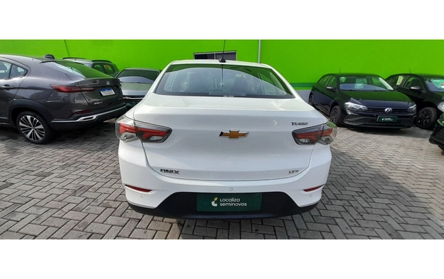 imagem-https://www.socarrao.com.br/sc-vehicle-images-prod/4210506/1790747569238-1_032757.jpg