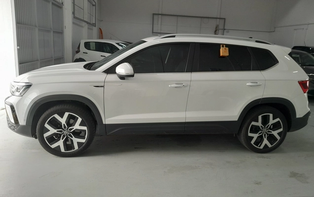 imagem-https://www.socarrao.com.br/sc-vehicle-images-prod/4213760/1790754981237-1_031512.jpg